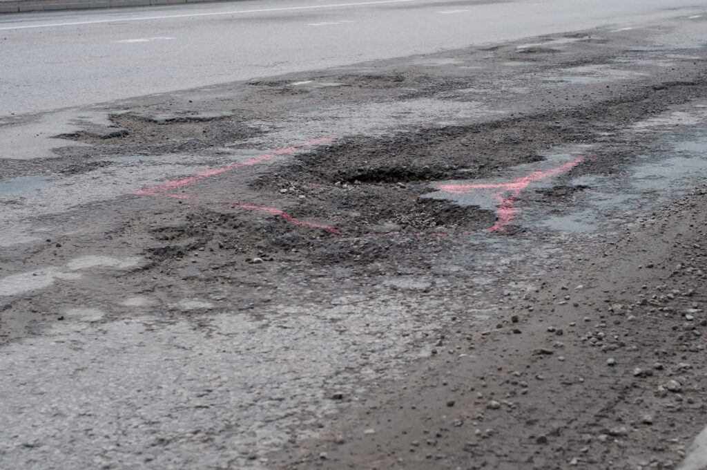 Essex commits to 90-day pothole fix